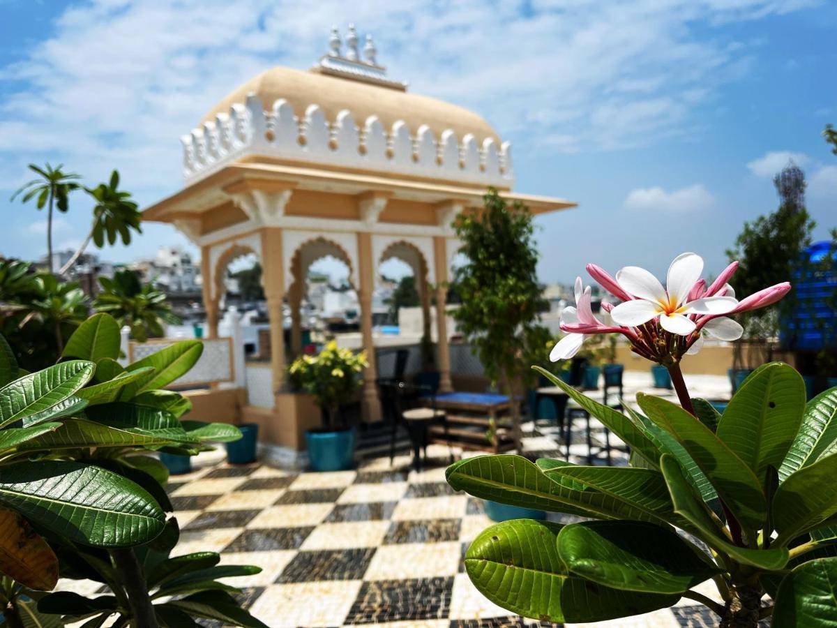 Petal Of Mewar - A Luxury Boutique Hotel Udaipur Bagian luar foto