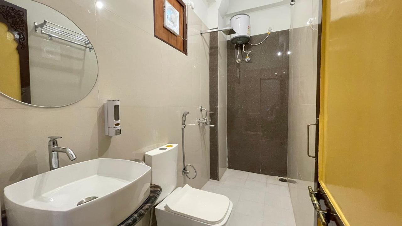 Petal Of Mewar - A Luxury Boutique Hotel Udaipur Bagian luar foto
