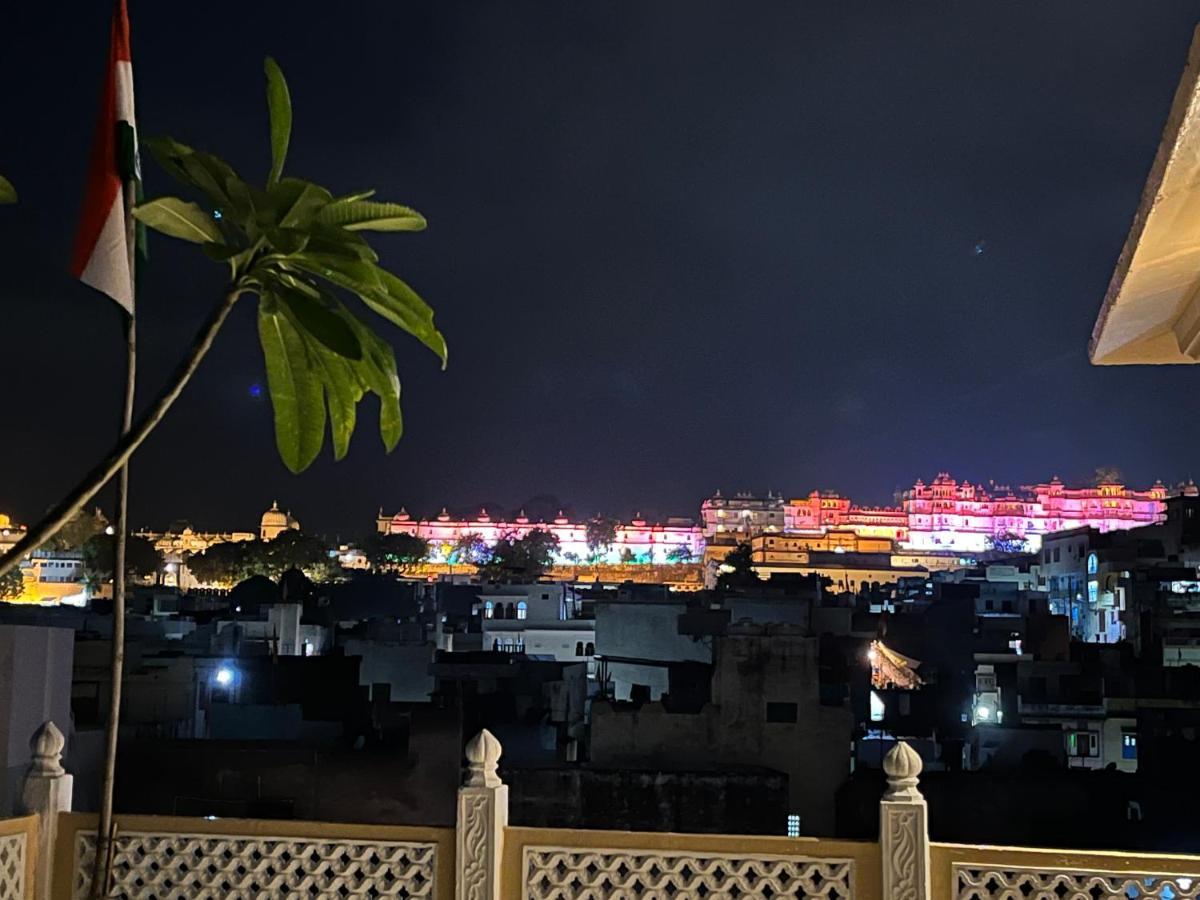 Petal Of Mewar - A Luxury Boutique Hotel Udaipur Bagian luar foto