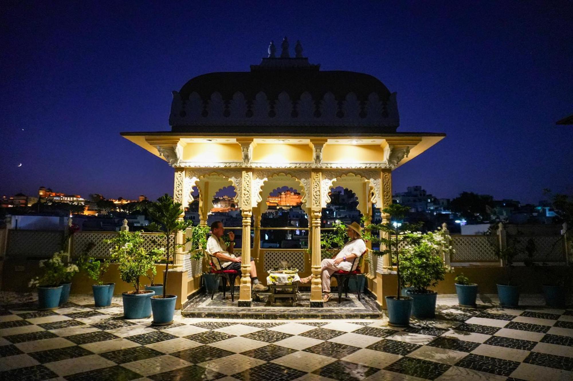 Petal Of Mewar - A Luxury Boutique Hotel Udaipur Bagian luar foto